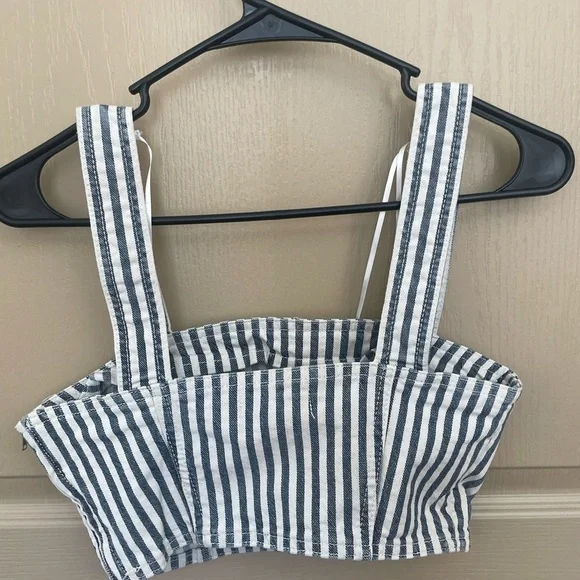 ZARA Retro Style Railroad Crop Top in Striped - Picture 2 of 4